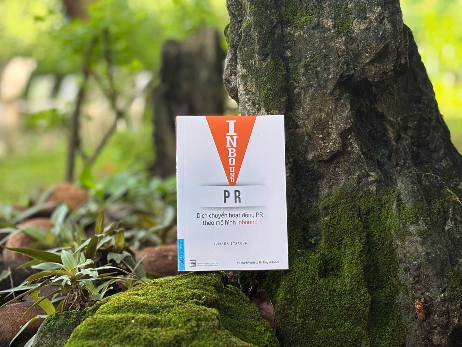 Inbound PR - Dịch chuyển hoạt động PR theo mô hình inbound : / Iliyana Stareva ; Vũ Thanh Vân, Lê Thị Thuỳ Linh dịch