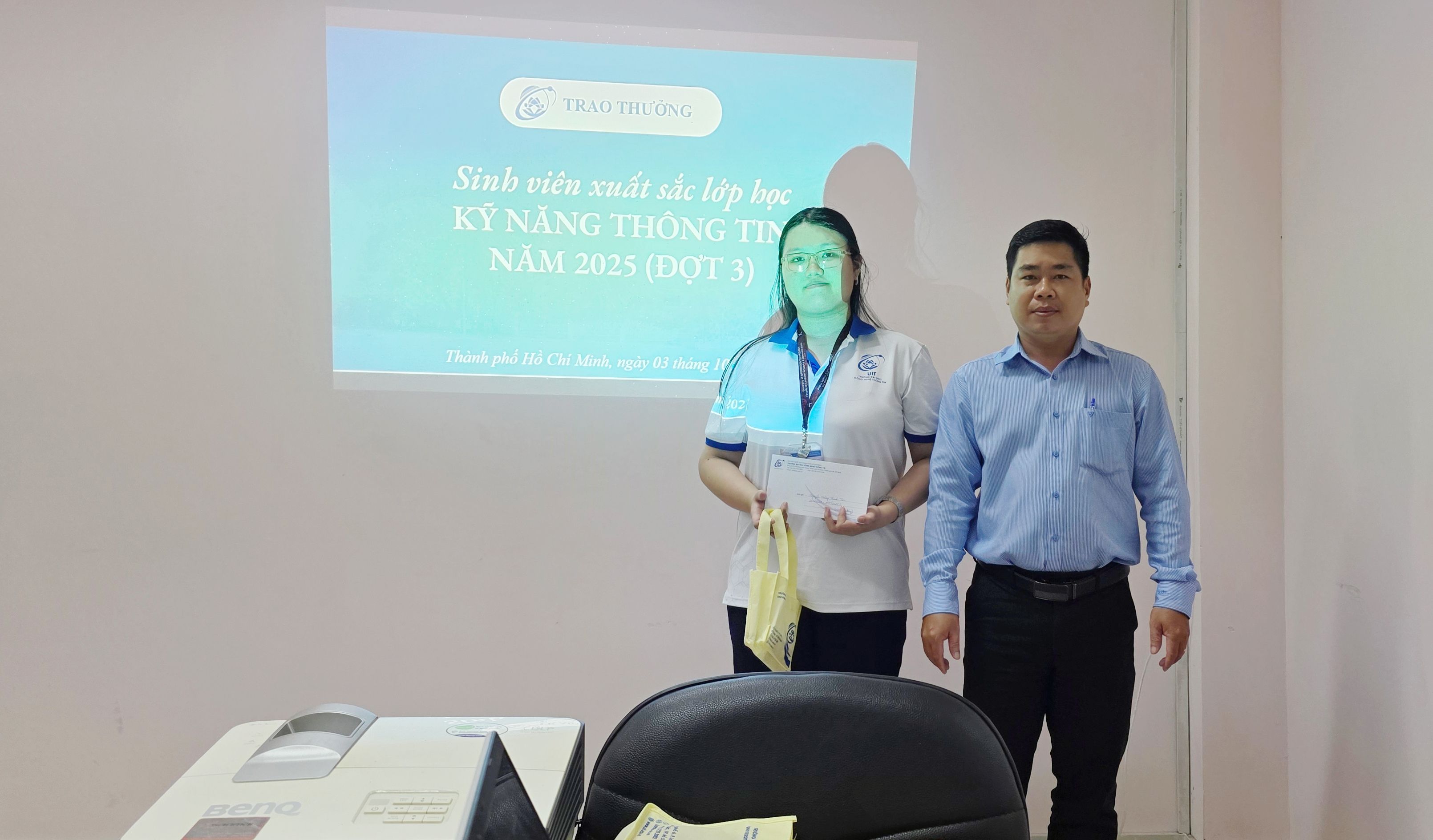 MEITU_20251004_200306778.jpg